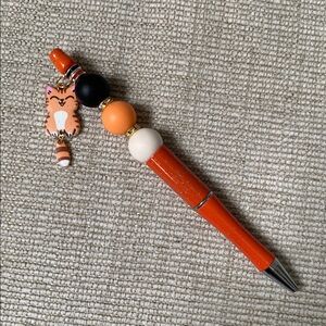 Orange Stripe Cat Charm Pen (Tail “wags”)